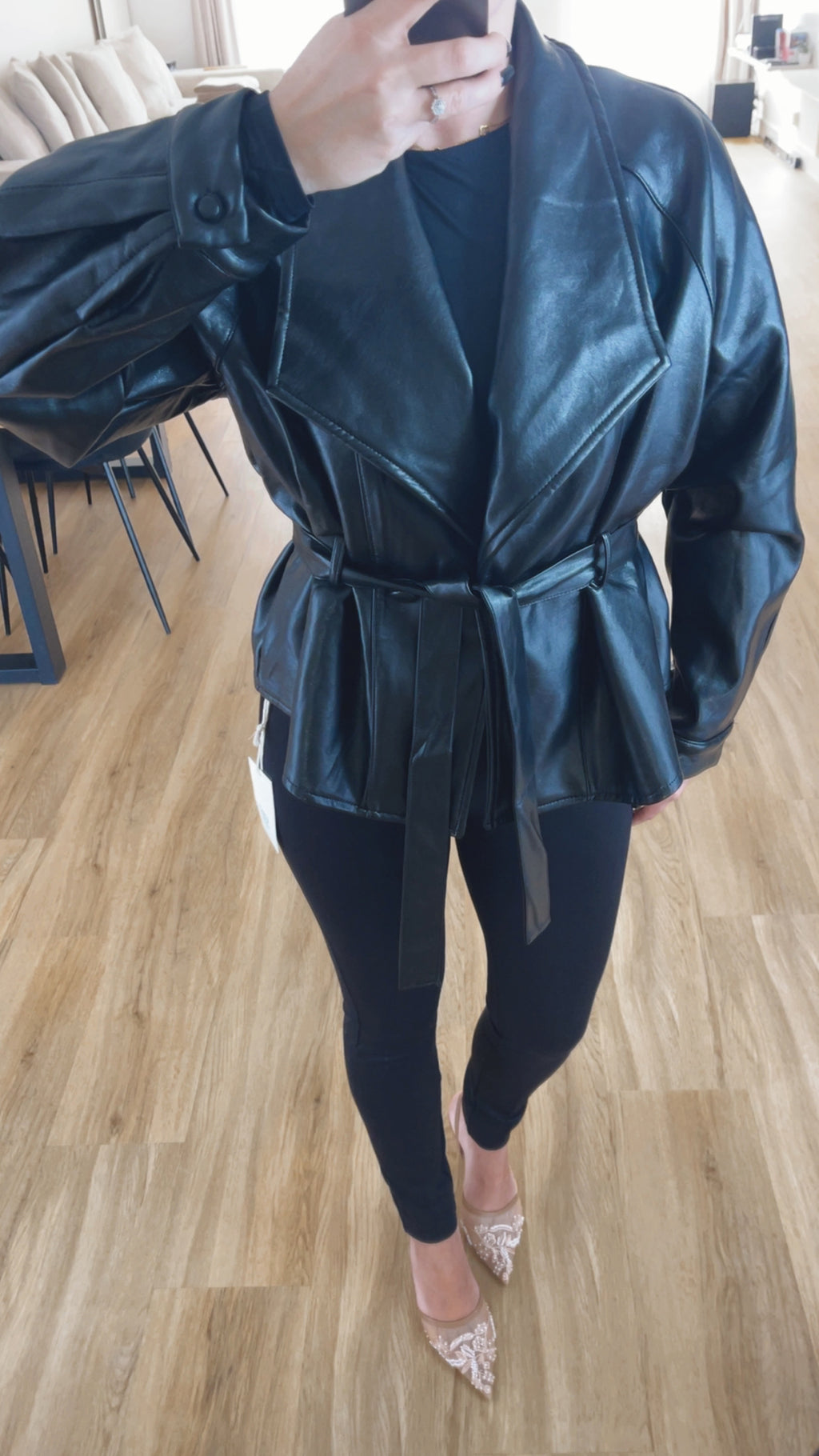 Veste ceinturée en simili cuir – Taille unique