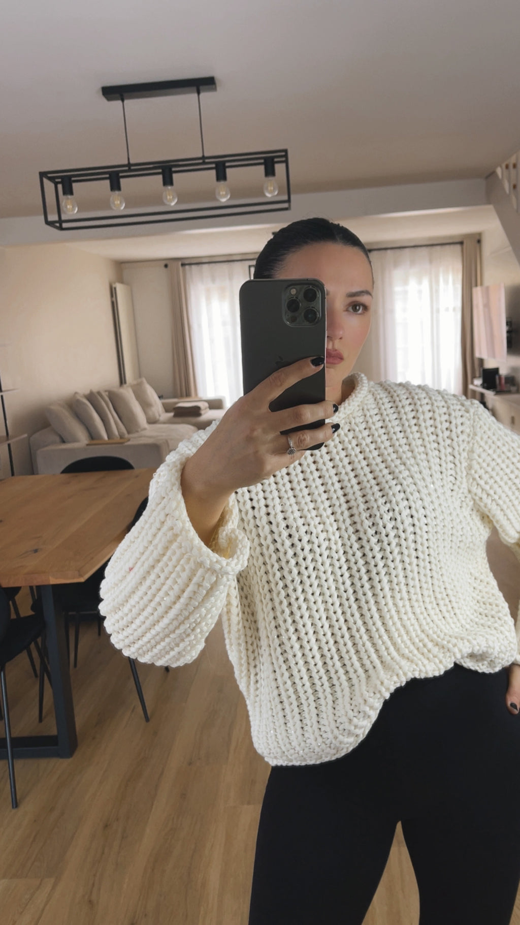 Pull en maille texturée vert avec sequins brillants