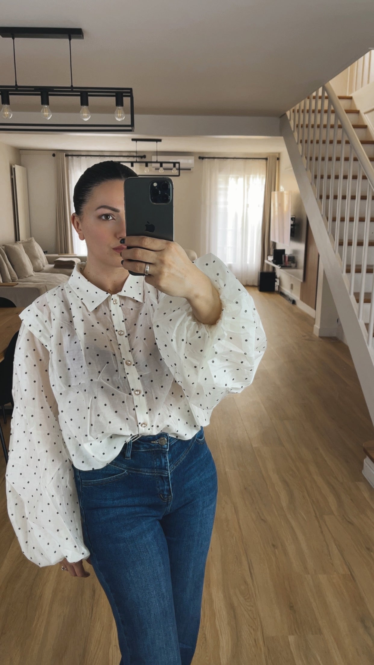 Chemise en voile à pois manches volumineuses