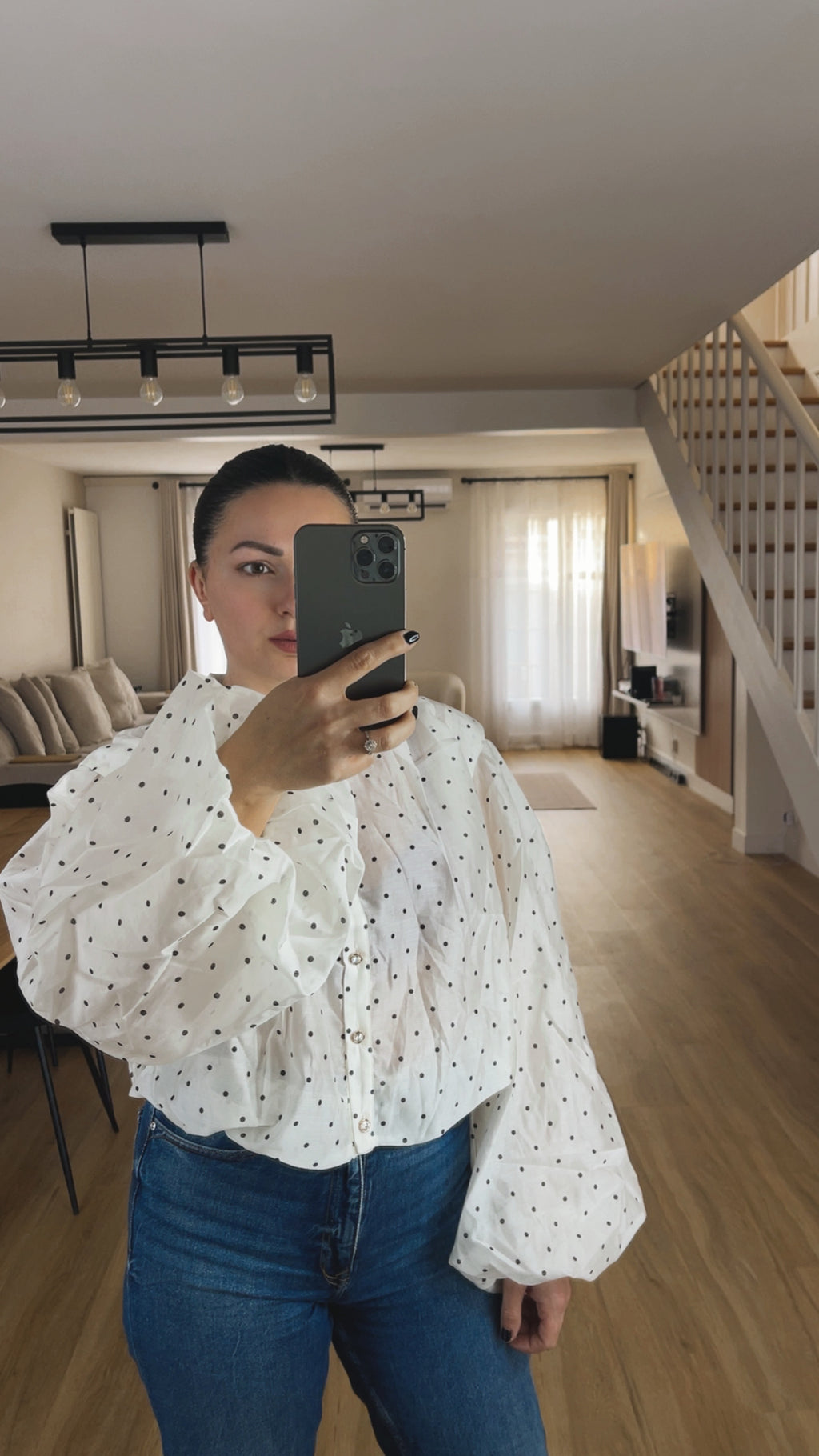 Chemise en voile à pois manches volumineuses