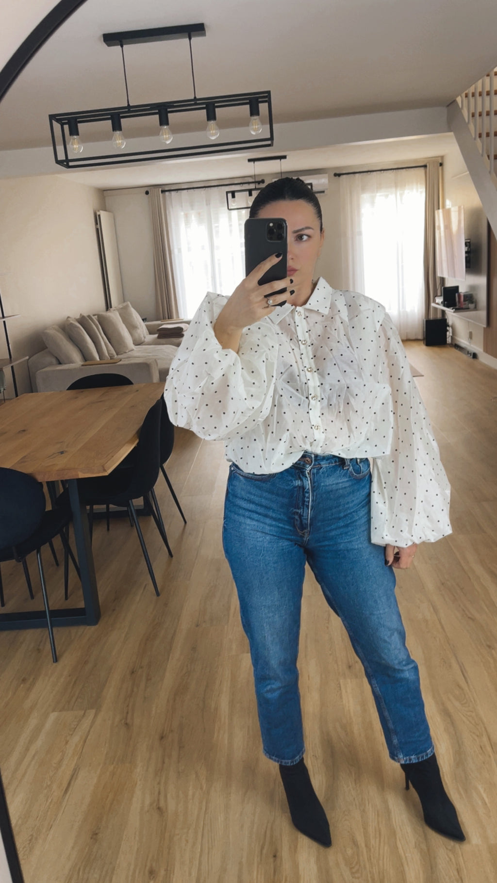 Chemise en voile à pois manches volumineuses